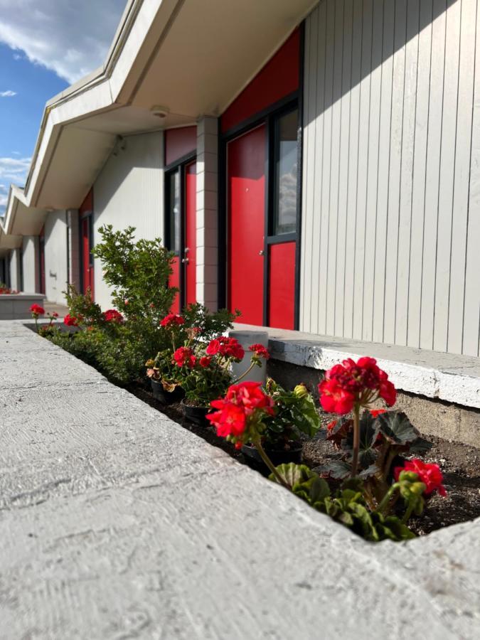 Destination Inn Cache Creek Extérieur photo